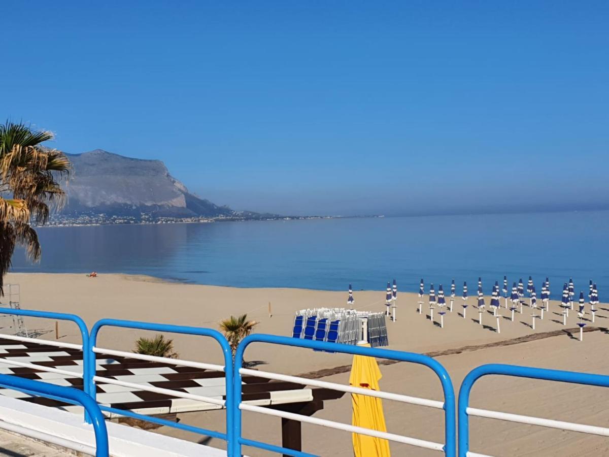 La Dependance Delle Mimose Isola delle Femmine Exterior foto